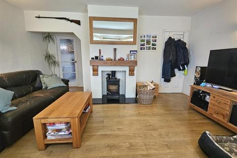 70 Beechcroft Road, Longlevens, Gloucester, GL2 9HF