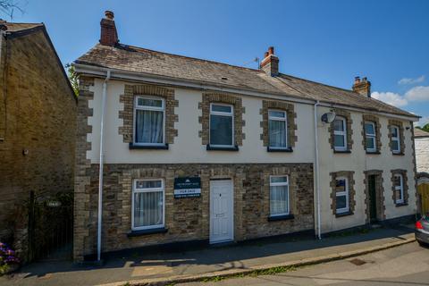 11 Grenville Road, Lostwithiel, PL22 0EP