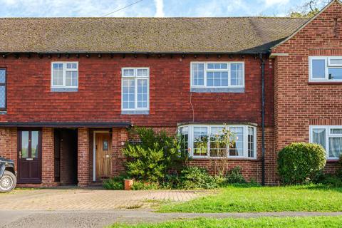 3 bedroom terraced house for sale, Gosden Hill Road, Guildford GU4