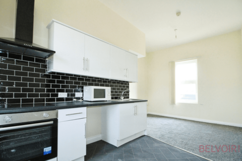 2 bedroom flat to rent, Highbury Road, Highbury Vale, Nottingham, NG6