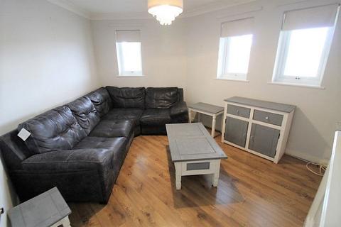 2 bedroom cottage to rent, Mckay Avenue, Torquay, TQ1 4FD