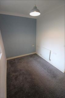 2 bedroom cottage to rent, Mckay Avenue, Torquay, TQ1 4FD