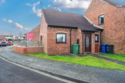 1 bedroom terraced bungalow for sale, Peterhouse Road, Grimsby, Lincolnshire, DN34