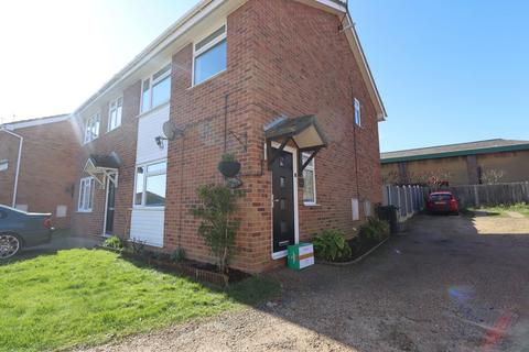 3 bedroom semi-detached house for sale, Old Mead, EASTWOOD BORDER, Southend-on-Sea, SS2