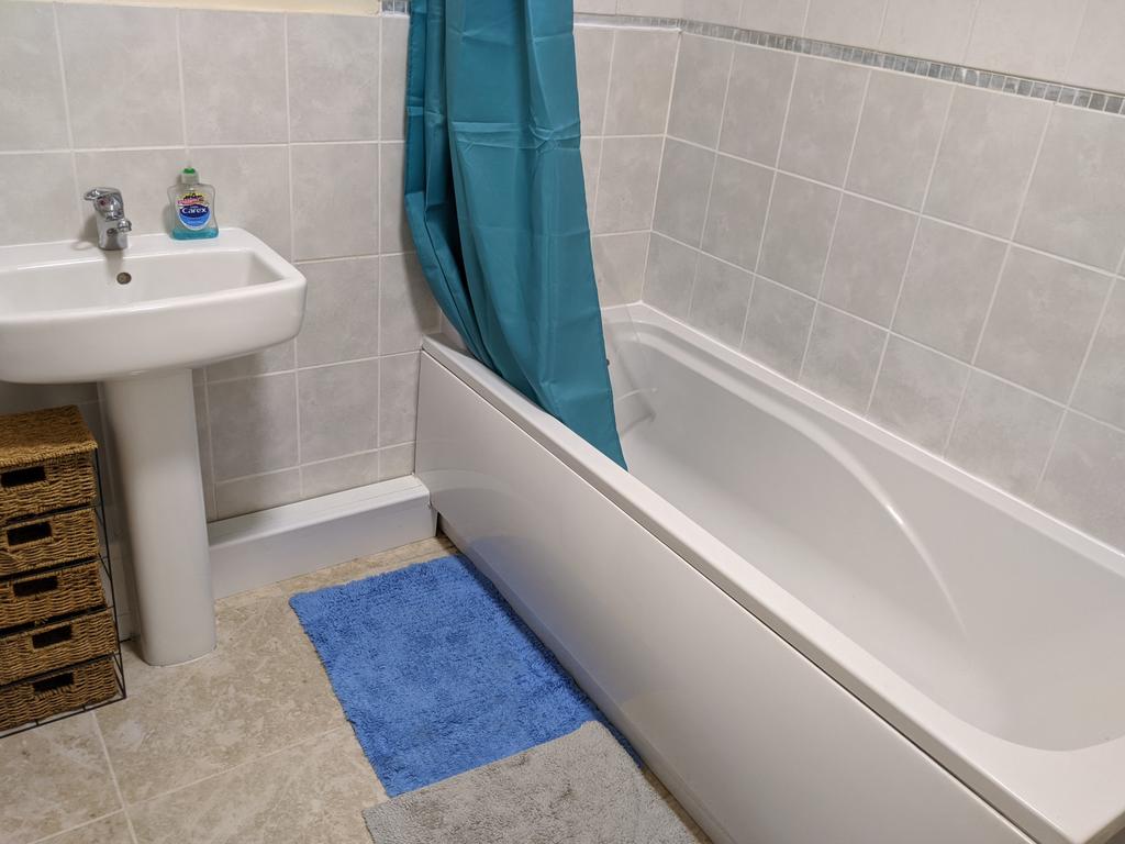 Bathroom 2