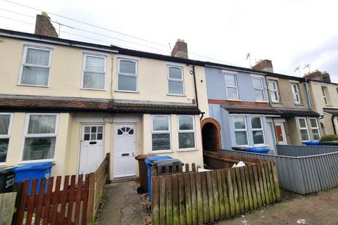 2 bedroom terraced house to rent, Bramford Lane, Ipswich, IP1