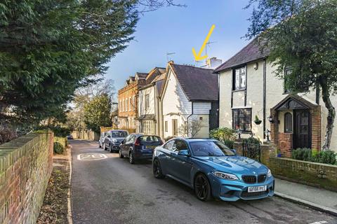 1 bedroom semi-detached house for sale, Crown Street, Harrow on the Hill Village Conservation Area