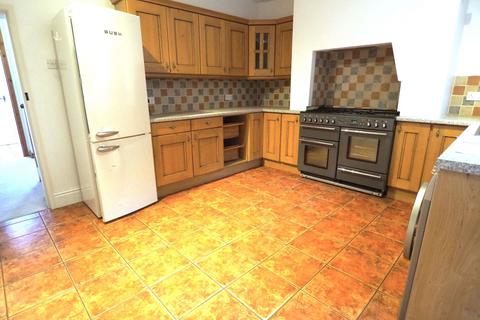 2 bedroom terraced house to rent, Reservoir Road, Whaley Bridge, SK23