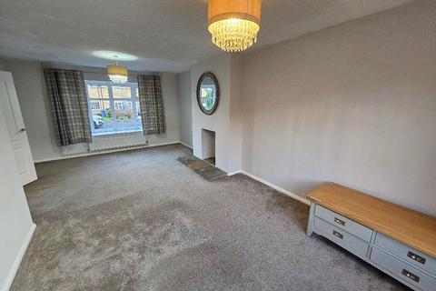 3 bedroom terraced house to rent, Gullivers Close, Horley, Banbury, OX15 6DY