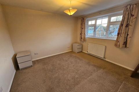 3 bedroom terraced house to rent, Gullivers Close, Horley, Banbury, OX15 6DY