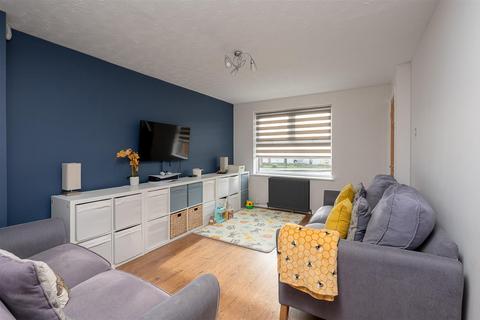 50 Bransholme Drive, York, YO30 4XN