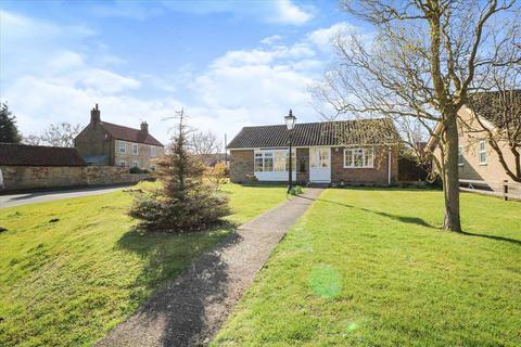 2 bedroom bungalow for sale, Church Street, Scothern