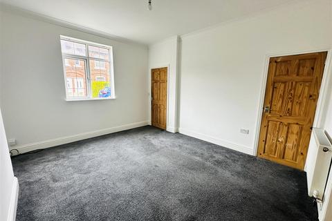 2 bedroom end of terrace house for sale, John Street, Selby