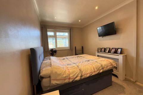 1 bedroom flat for sale, Panfield Road, London SE2