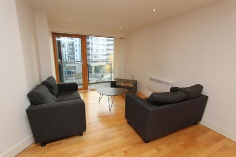 2 bedroom flat to rent, La Salle, Leeds Dock