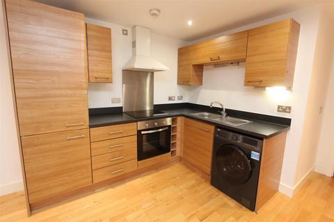 2 bedroom flat to rent, La Salle, Leeds Dock