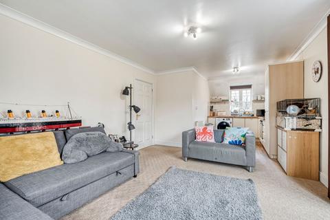 2 bedroom flat for sale, Birches House, Birchfield Road, Webheath, Redditch, B97 4LR