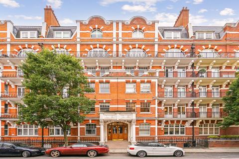 Flat 21, Drayton Court Drayton Gardens, London, SW10 9RH