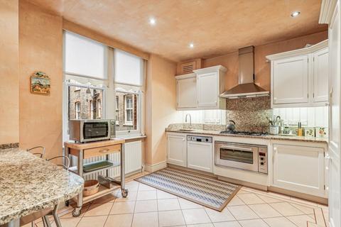 Flat 21, Drayton Court Drayton Gardens, London, SW10 9RH