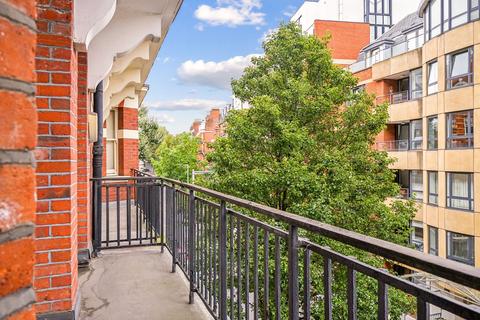 Flat 21, Drayton Court Drayton Gardens, London, SW10 9RH