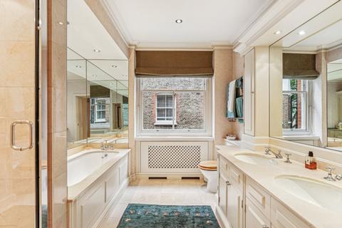 Flat 21, Drayton Court Drayton Gardens, London, SW10 9RH