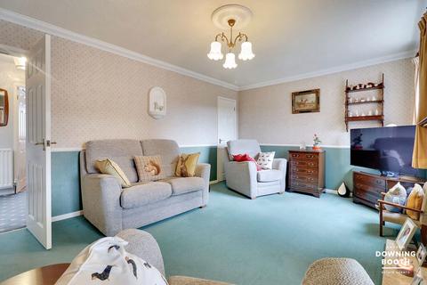 3 bedroom semi-detached house for sale, Grange Road, Burntwood WS7