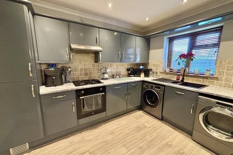 212 Graig Newydd, Godrergraig, Swansea, SA9 2DF