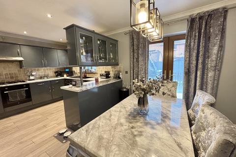 212 Graig Newydd, Godrergraig, Swansea, SA9 2DF