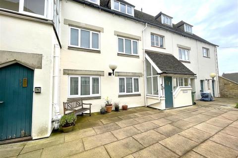 2 bedroom flat for sale, Torkington Gardens, Stamford, PE9 2EW