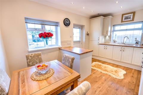 15 Baulk Lane, Harworth, Doncaster, DN11 8PF