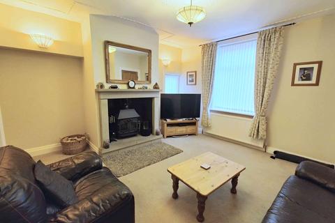 3 bedroom end of terrace house for sale, Longroyde Road, Brighouse HD6