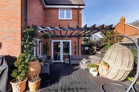 12 Archer Close, Coopersale, Epping, CM16 7FG