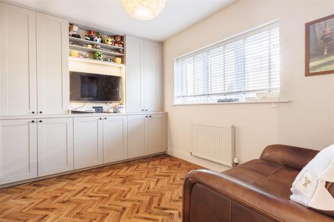 12 Archer Close, Coopersale, Epping, CM16 7FG