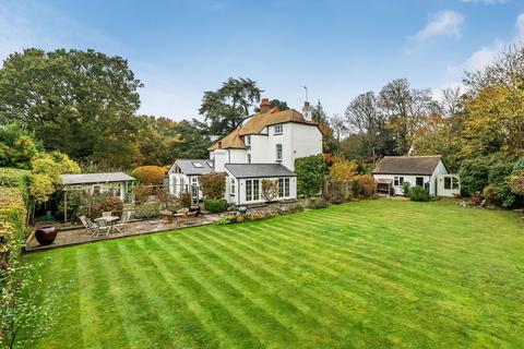 5 bedroom village house for sale, Whitmoor Lane, Sutton Green, Guildford, Surrey, GU4 7QB