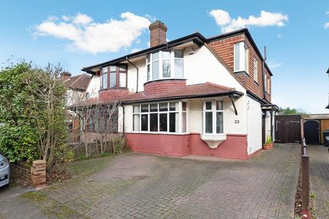 35 Ewell By Pass, Epsom, KT17 2PZ
