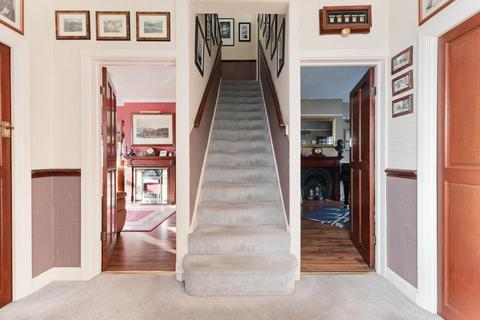 35 Ewell By Pass, Epsom, KT17 2PZ