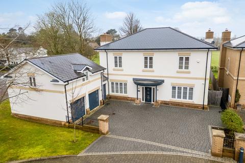 5 bedroom detached house for sale, Cloister Way, Leamington Spa, Warwickshire CV32 6QE