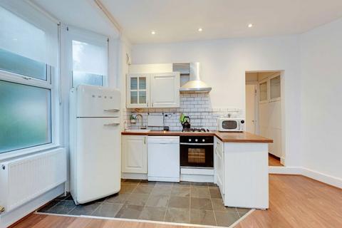 1 bedroom flat for sale, Roundwood Road, London NW10