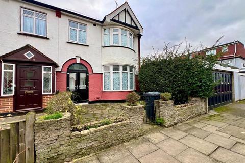 3 bedroom house for sale, Eton Road, Ilford