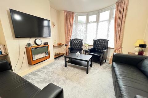 3 bedroom house for sale, Eton Road, Ilford