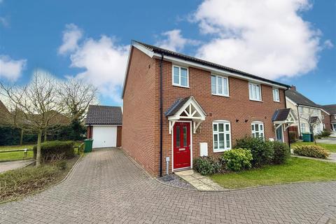 17 Ernest Drive, Old Catton, Norwich, NR6 7GA