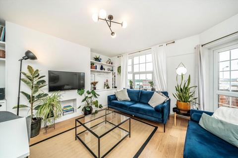 3 bedroom maisonette for sale, Morden Road, London SW19