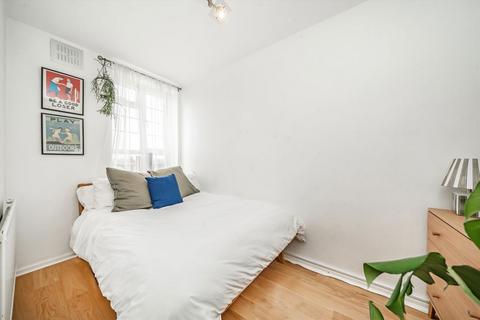 3 bedroom maisonette for sale, Morden Road, London SW19