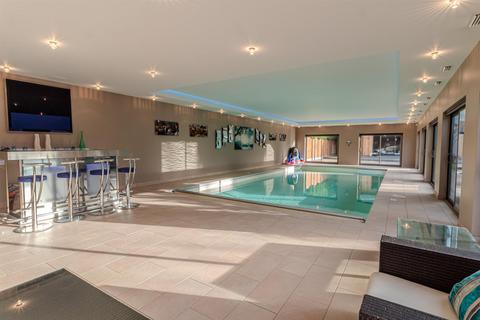 215 Plains Road, Nottingham, NG3 5RF