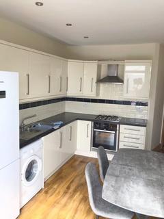 4 bedroom house to rent, St Albans Road, Brynmill, Swansea