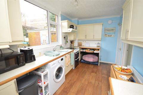 2 bedroom terraced house for sale, Manor Farm Way, Leeds, West Yorkshire