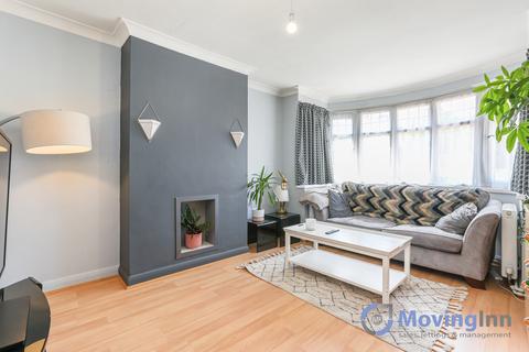 17 Kenmore Road, Kenley, CR8 5NW