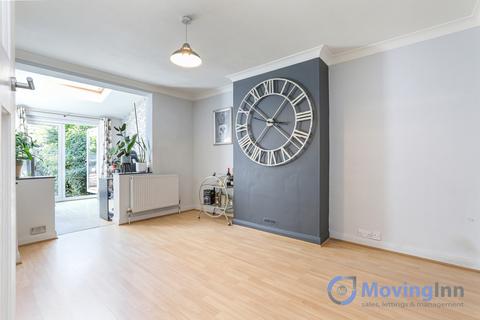 17 Kenmore Road, Kenley, CR8 5NW