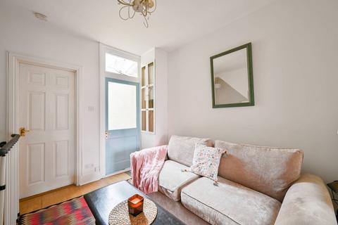 Garratt Lane, Earlsfield, London, SW18