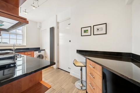 2 bedroom flat to rent, Ovington Court, 197-205 Brompton Road, London